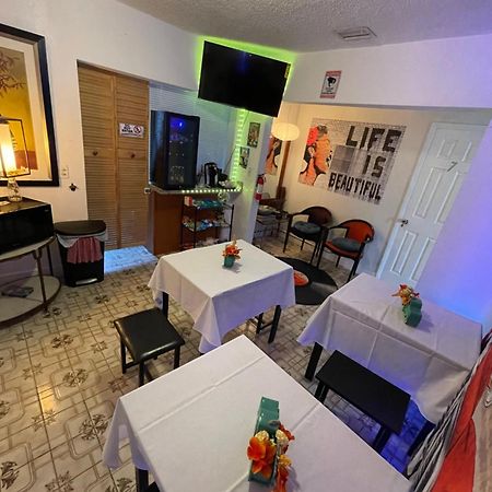 Habitacion Centrica Calle 8 Майами Экстерьер фото